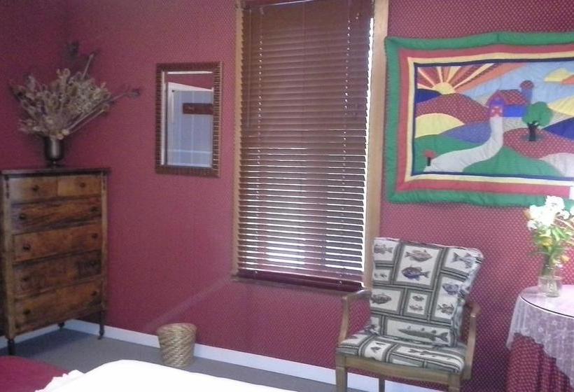 Bed and Breakfast Auberge Du Saumonier Lodge | Gaspe | Quebec | Canada 12