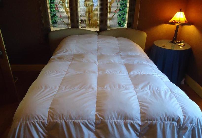 Bed and Breakfast Auberge Du Saumonier Lodge | Gaspe | Quebec | Canada 5