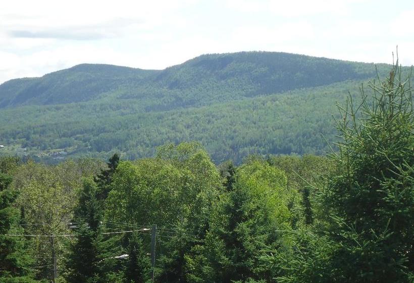 Bed and Breakfast Auberge Du Saumonier Lodge | Gaspe | Quebec | Canada 7