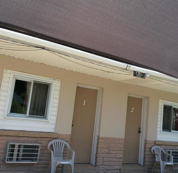 Palace Inn Motel | Sarnia | Ontario | Canada 11