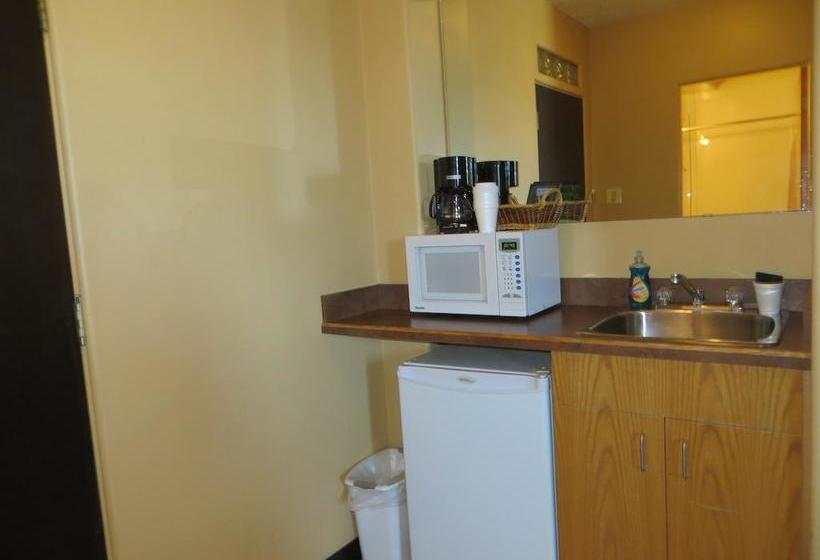 Hotel Athabasca Valley Inn & Suites | Hinton | Alberta | Canada 11