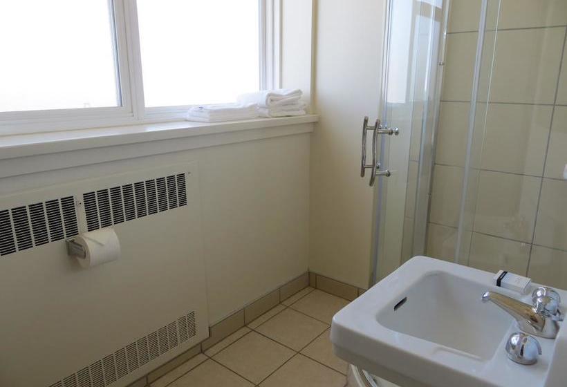 Hotel Athabasca Valley Inn & Suites | Hinton | Alberta | Canada 13