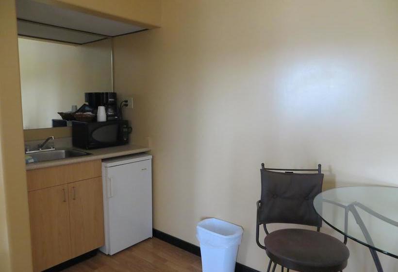 Hotel Athabasca Valley Inn & Suites | Hinton | Alberta | Canada 18