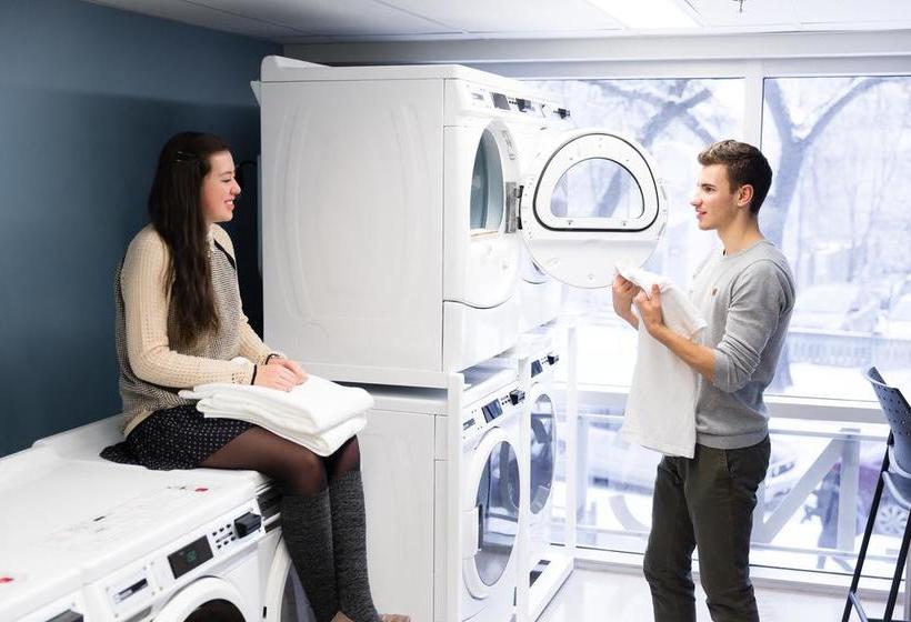 Hostel Uwinnipeg Downtown Accommodations | Winnipeg | Manitoba | Canada 13