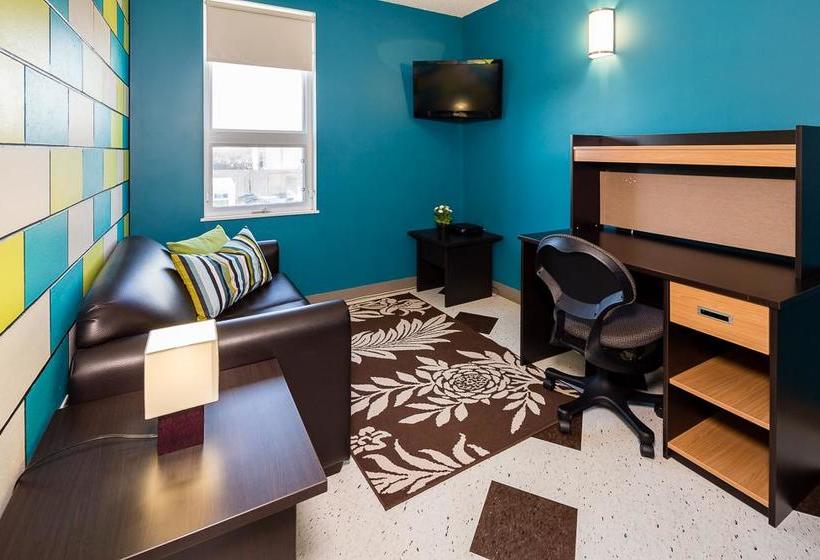 Hostel Uwinnipeg Downtown Accommodations | Winnipeg | Manitoba | Canada 2