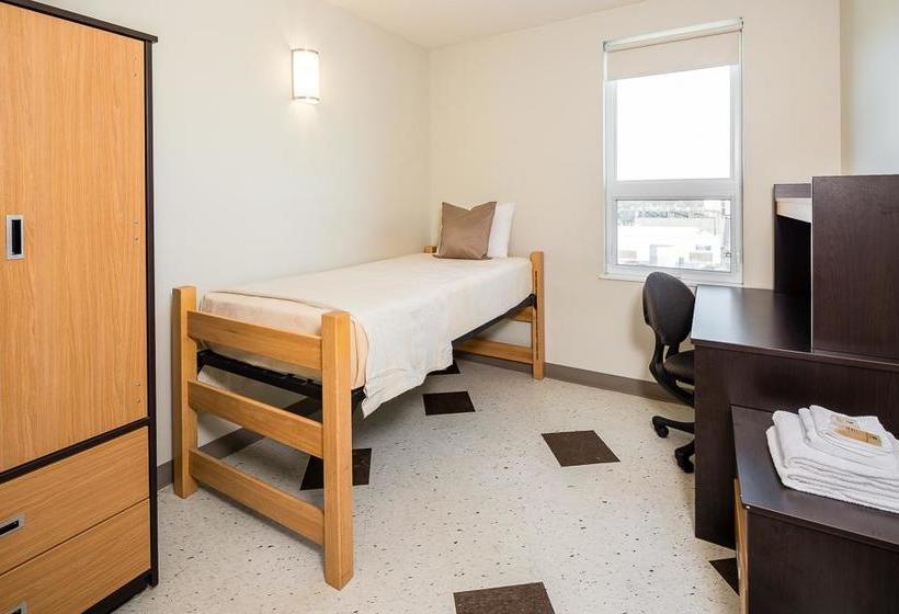 Hostel Uwinnipeg Downtown Accommodations | Winnipeg | Manitoba | Canada 5