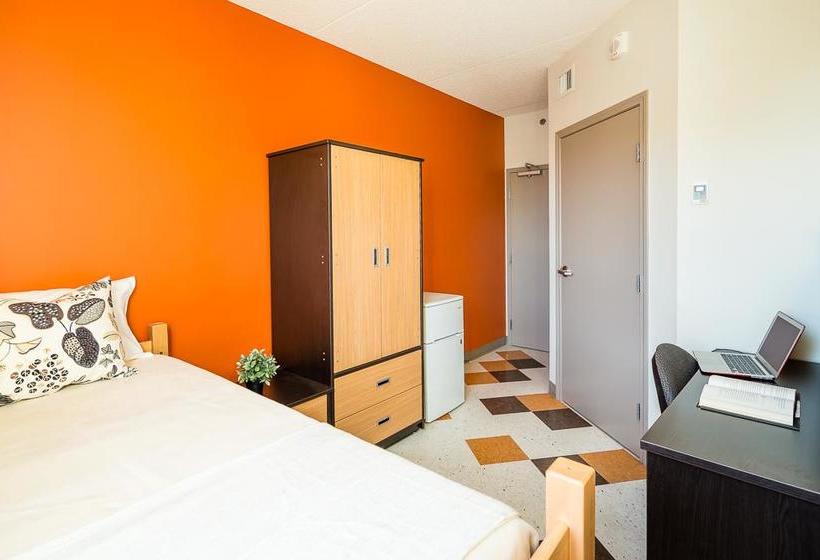 Hostel Uwinnipeg Downtown Accommodations | Winnipeg | Manitoba | Canada 8