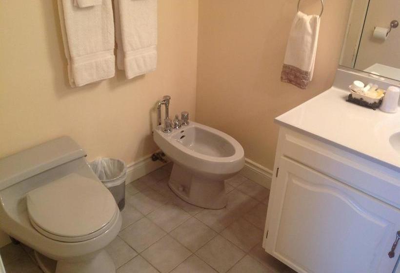 Bed and Breakfast Niagara Classic Inn | Niagara Falls | Ontario | Canada 15