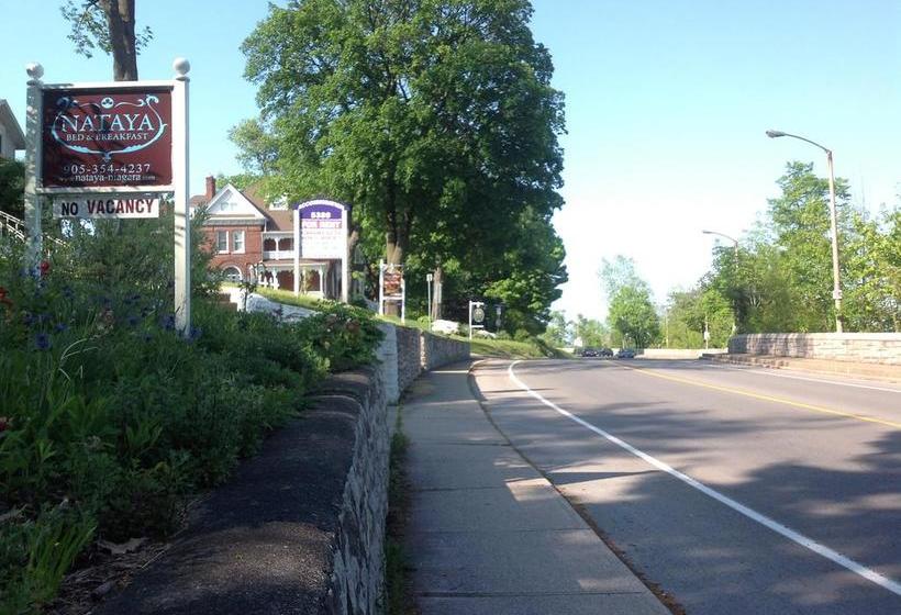 Bed and Breakfast Niagara Classic Inn | Niagara Falls | Ontario | Canada 8