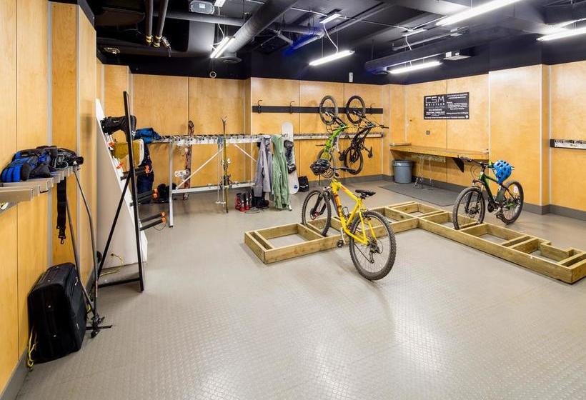 Hostel Hiwhistler | Whistler | British Columbia | Canada 11