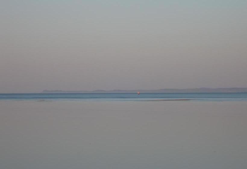Motel De La Pointe Aux Bouleaux | Baie ste. Carherine | Quebec | Canada 20
