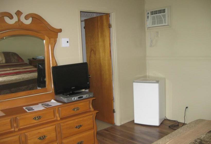 Motel De La Pointe Aux Bouleaux | Baie ste. Carherine | Quebec | Canada 9