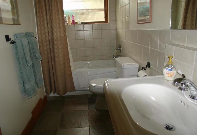 Le Beausoleil Bed And Breakfast | Golden | British Columbia | Canada 15