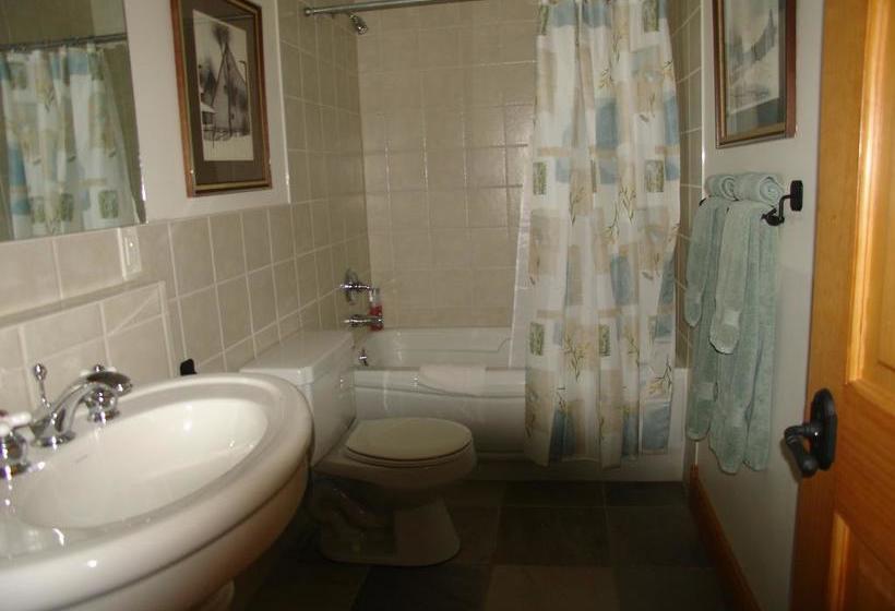 Le Beausoleil Bed And Breakfast | Golden | British Columbia | Canada 9