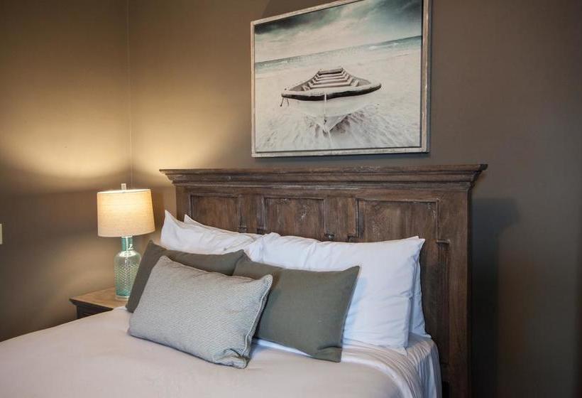 Bed and Breakfast Hillhurst Inn | Charlottetown | Prince Edward Island | Canada 12