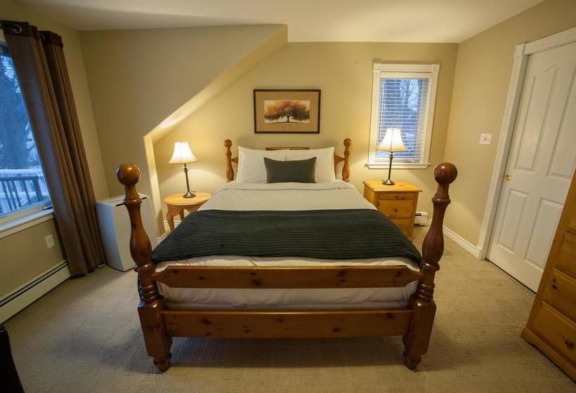 Bed and Breakfast Hillhurst Inn | Charlottetown | Prince Edward Island | Canada 15