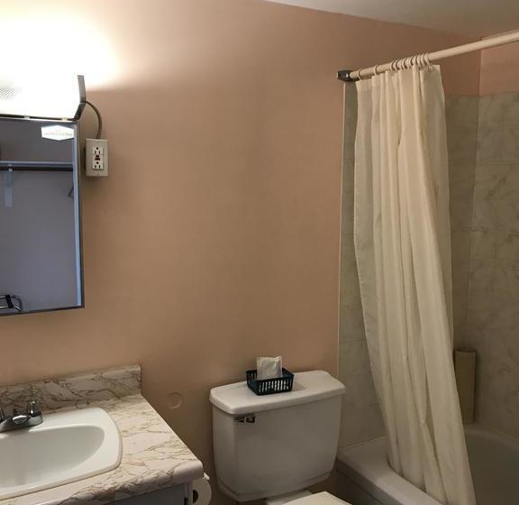 Vista Del Mar Motel | Campbell River | British Columbia | Canada 17