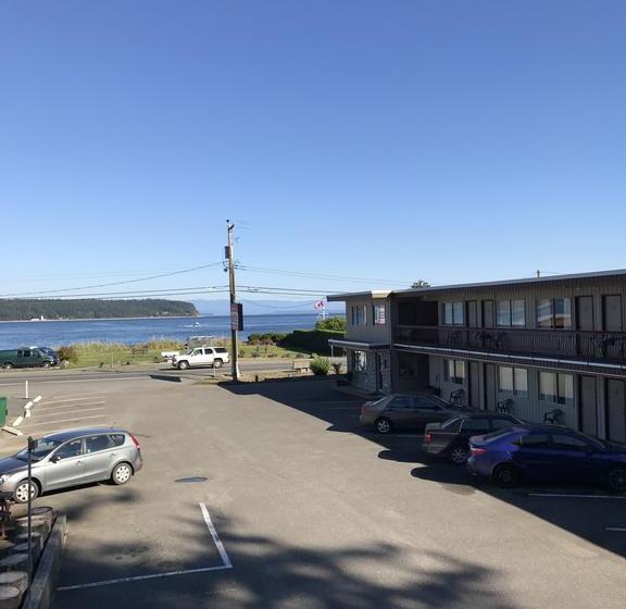Vista Del Mar Motel | Campbell River | British Columbia | Canada 6