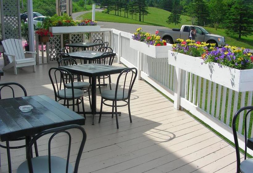 Hôtel La Côte Surprise | Perce | Quebec | Canada 10