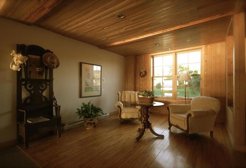 Hôtel La Côte Surprise | Perce | Quebec | Canada 4