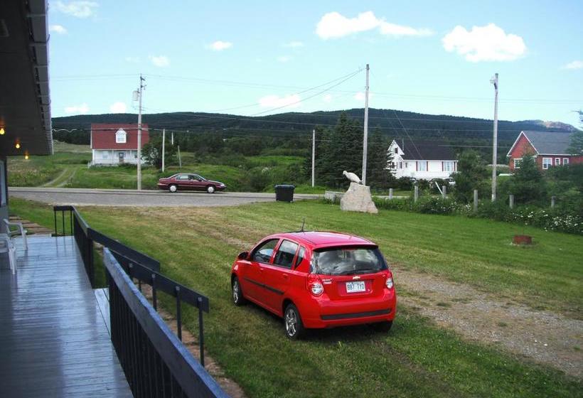 Motel Seal Rock Perce Quebec