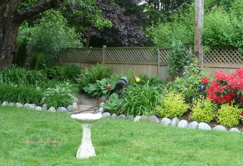 Beachway Vacation Rental & B&b Suites | Campbell River | British Columbia | Canada 3