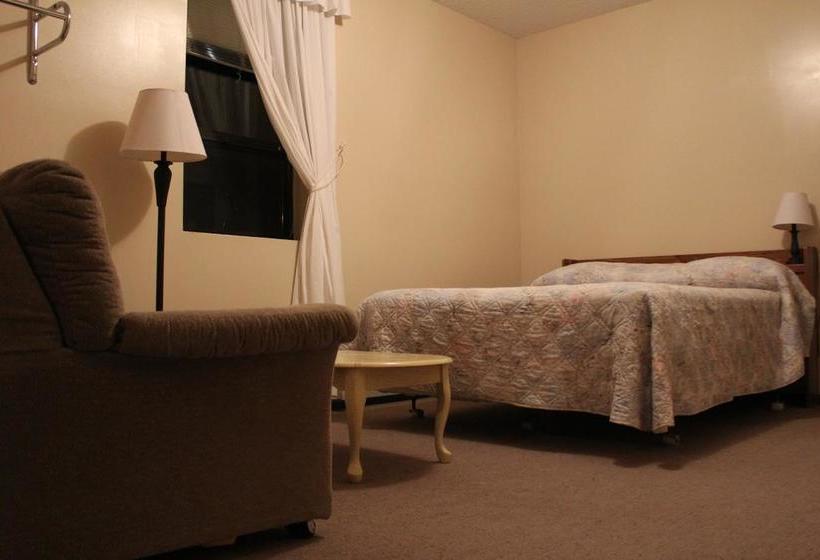 Hotel Cosmopolitan | Blairmore | Alberta | Canada 14