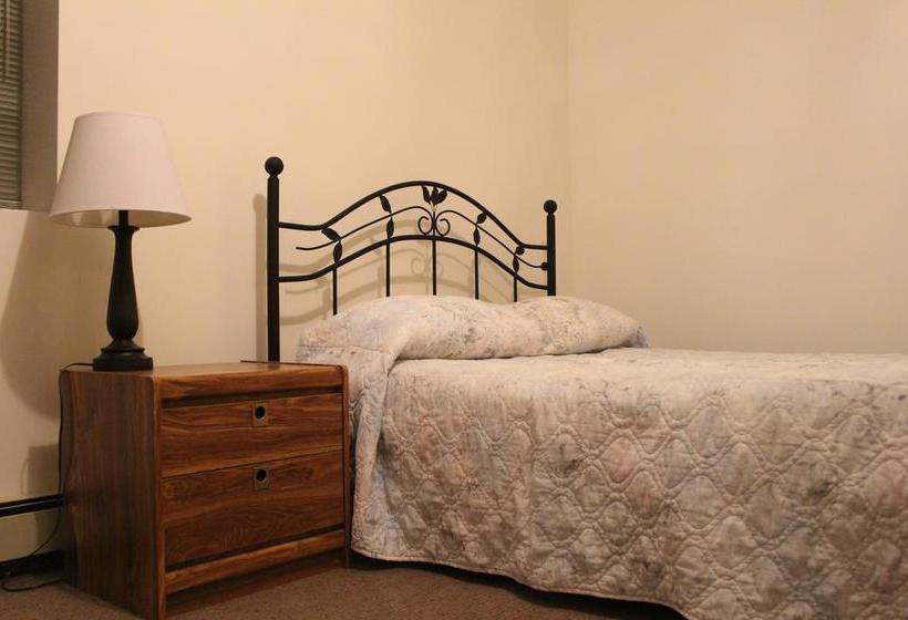 Hotel Cosmopolitan | Blairmore | Alberta | Canada 16