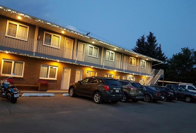 Foothills Motel | Pincher Creek | Alberta | Canada 1