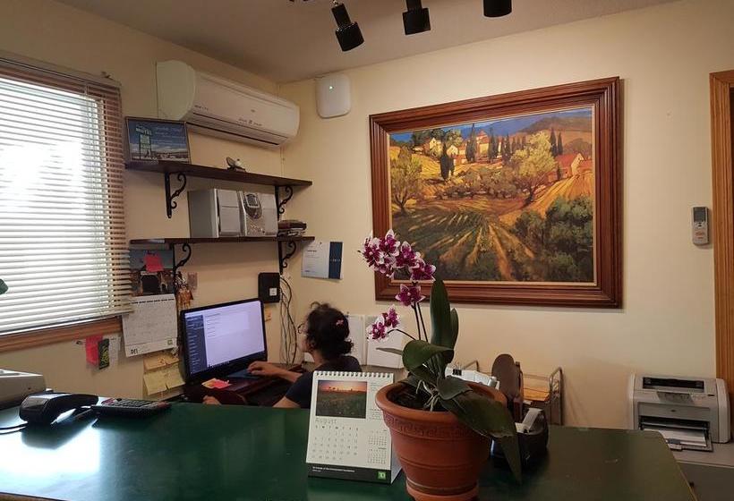 Foothills Motel | Pincher Creek | Alberta | Canada 8