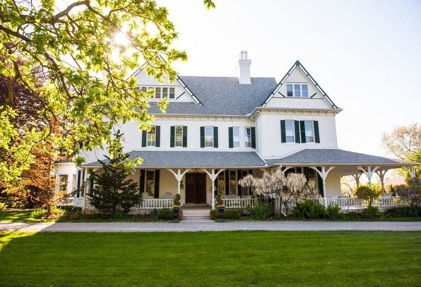 Bed and Breakfast Grand Victorian Niagara on the Lake