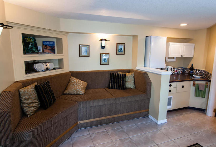 Long Lake Waterfront Bed And Breakfast | Nanaimo | British Columbia | Canada 14