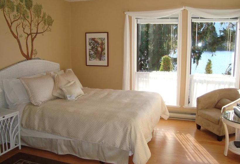 Long Lake Waterfront Bed And Breakfast | Nanaimo | British Columbia | Canada 9
