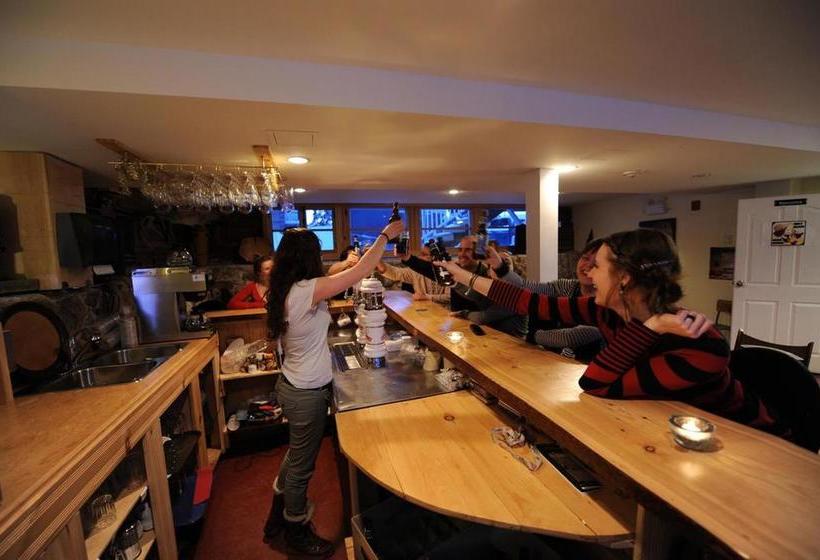 Hostel Auberge De Saguenay La Maison Price | Saguenay | Quebec | Canada 1