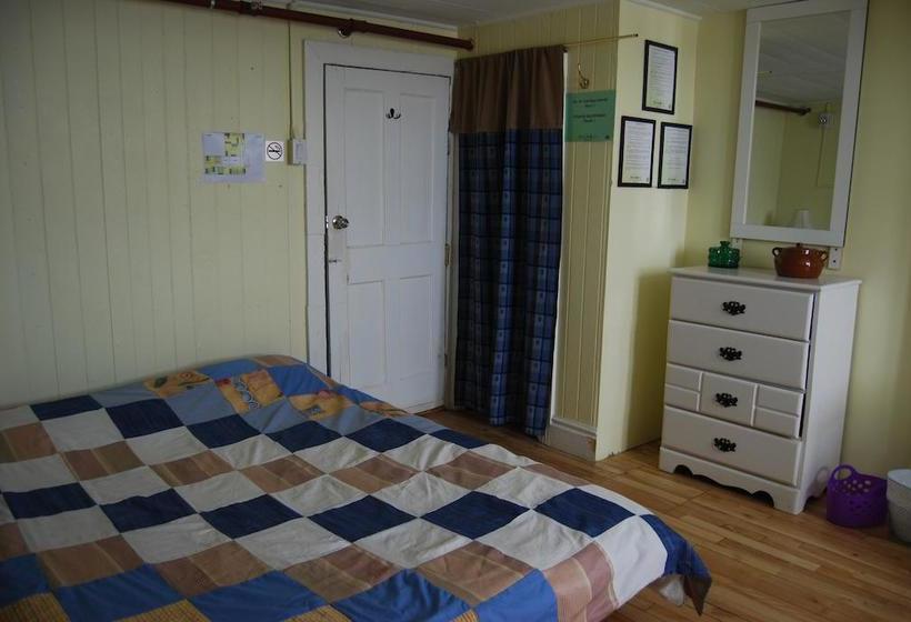 Hostel Auberge De Saguenay La Maison Price | Saguenay | Quebec | Canada 15