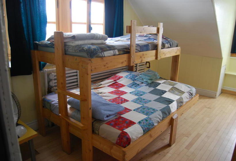 Hostel Auberge De Saguenay La Maison Price | Saguenay | Quebec | Canada 5