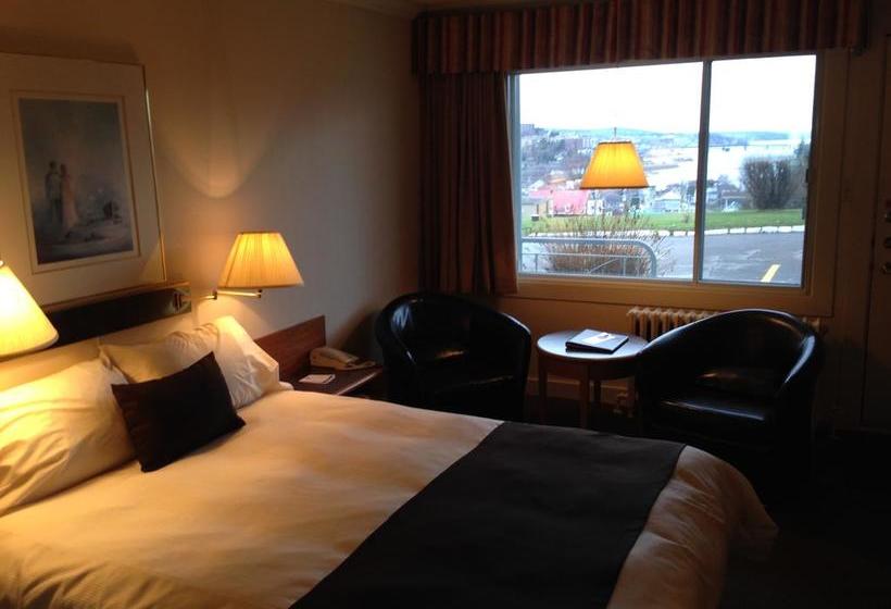 Hostel Auberge Le Parasol | Saguenay | Quebec | Canada 3