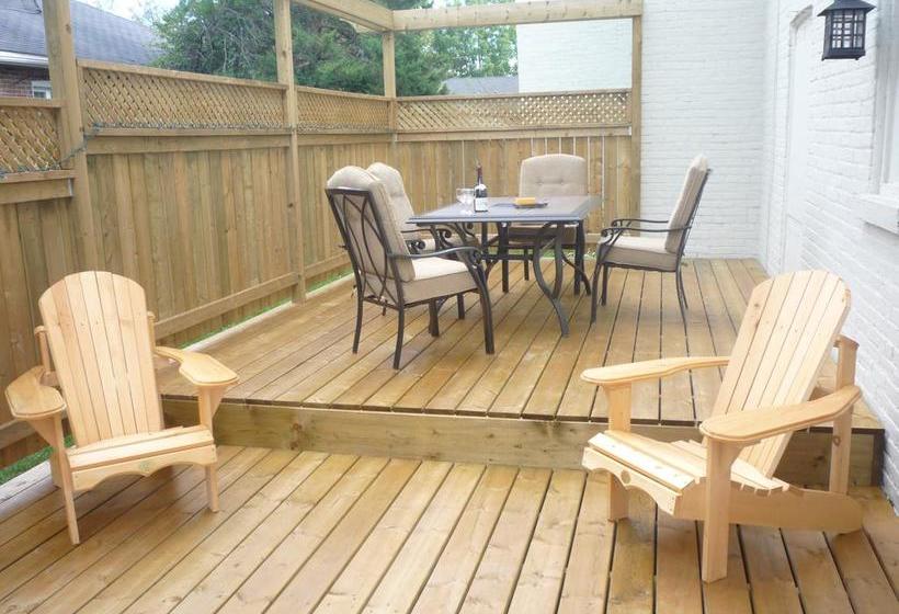 Place Victoria Place Bed & Breakfast | Belleville | Ontario | Canada 20