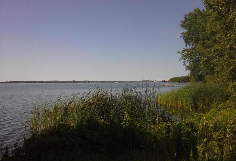 Place Victoria Place Bed & Breakfast | Belleville | Ontario | Canada 7