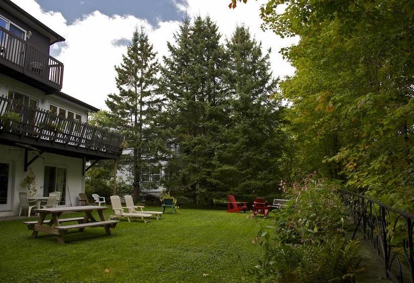 Bed and Breakfast Gîte Couette Et Girouette | Sainte Adele | Quebec | Canada 8