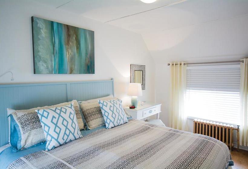 Hostel O Berge Du Pignon | Waterloo | Quebec | Canada 17