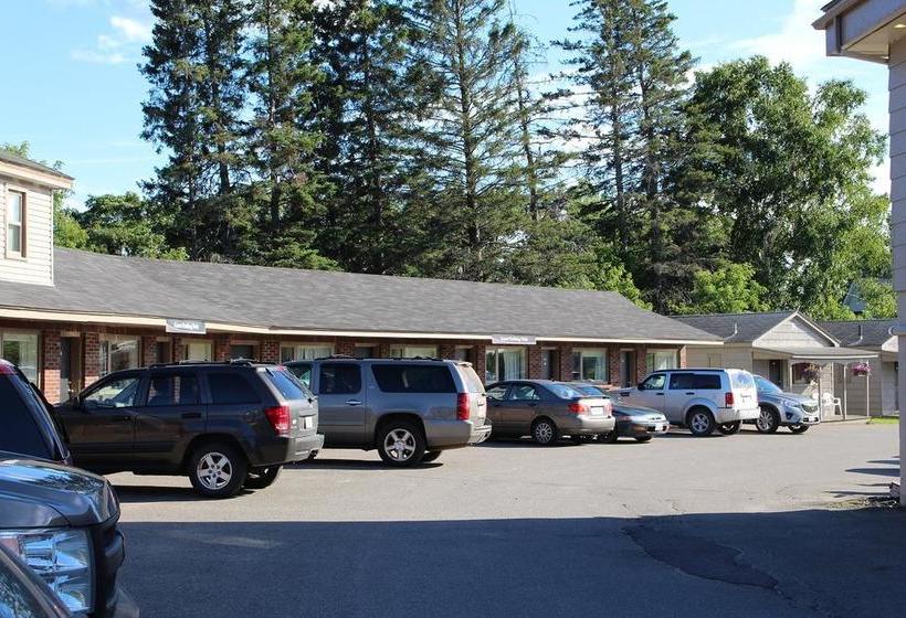 The Fort Nashwaak Motel | Fredericton | New Brunswick | Canada 5