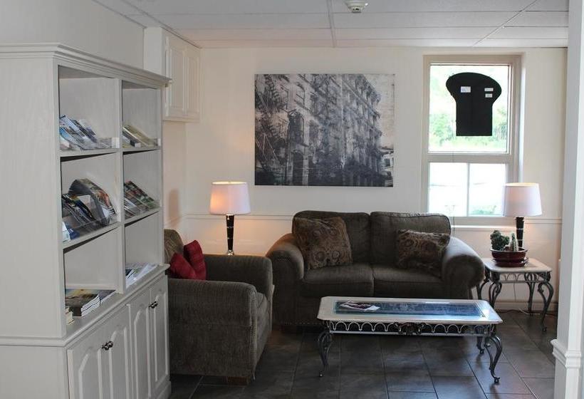 The Fort Nashwaak Motel | Fredericton | New Brunswick | Canada 7