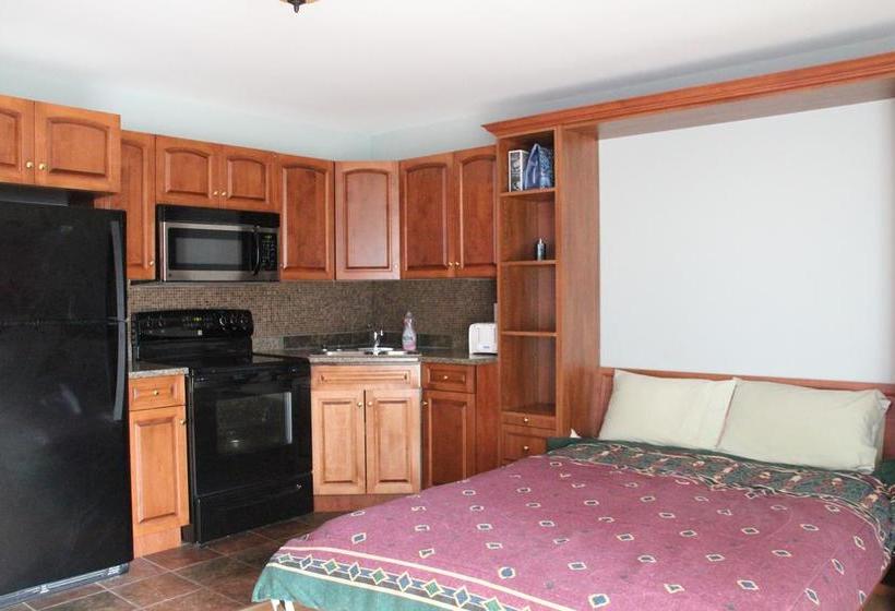 Leah Jane S Bed & Breakfast | Moneton | New Brunswick | Canada 18