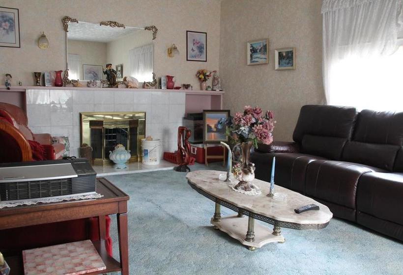 Leah Jane S Bed & Breakfast | Moneton | New Brunswick | Canada 2