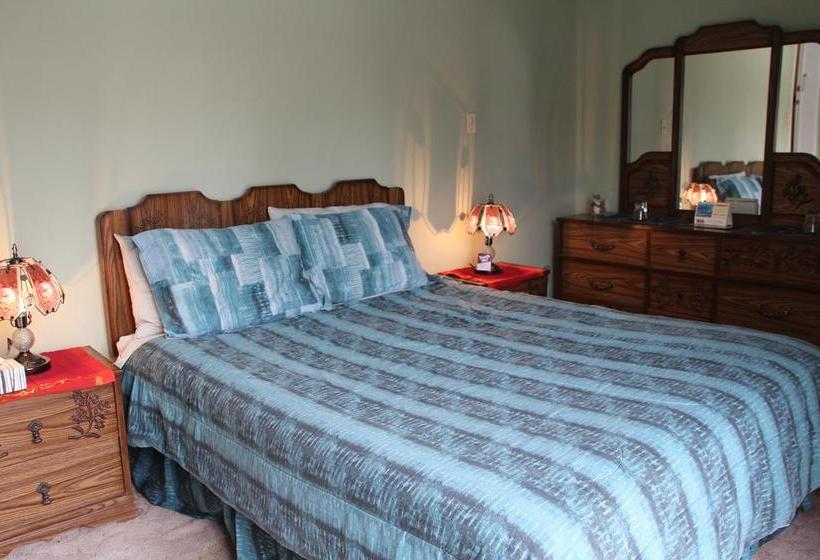 Leah Jane S Bed & Breakfast | Moneton | New Brunswick | Canada 20