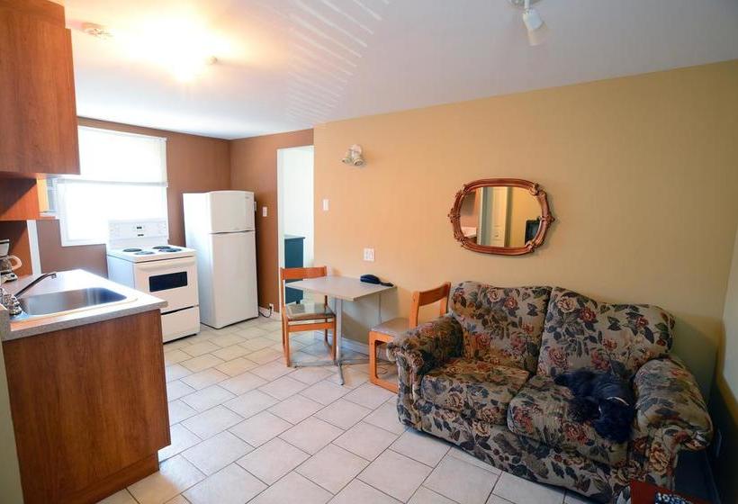 Auberge Motel Le Stgeorges | Trois Rivieres | Quebec | Canada 9