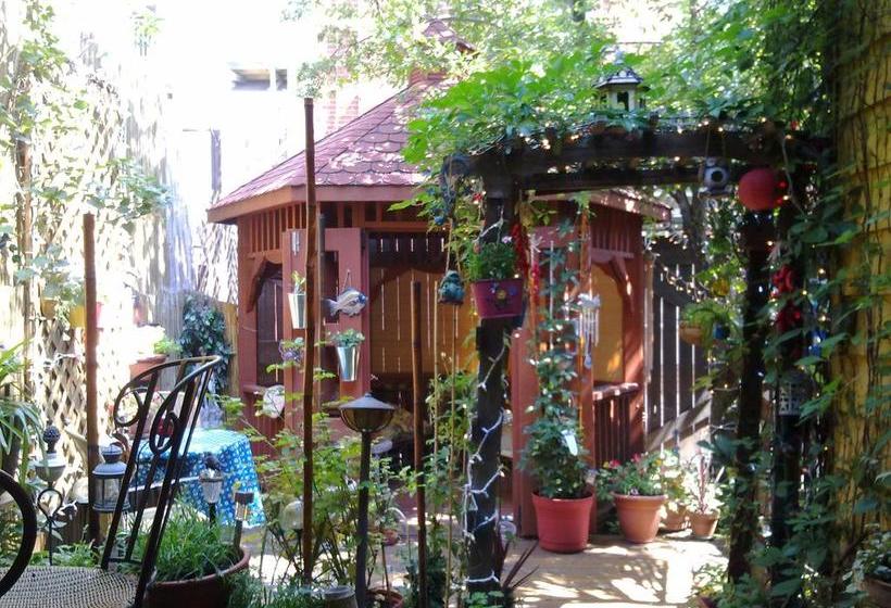 Bed and Breakfast Gite Le Stchristophe | Montreal | Québec | Hôtels au Canada 11