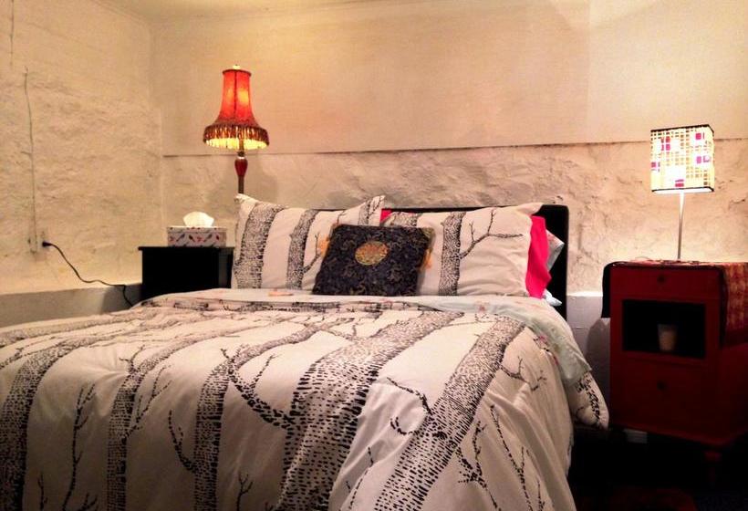 Bed and Breakfast Gite Le Stchristophe | Montreal | Québec | Hôtels au Canada 19
