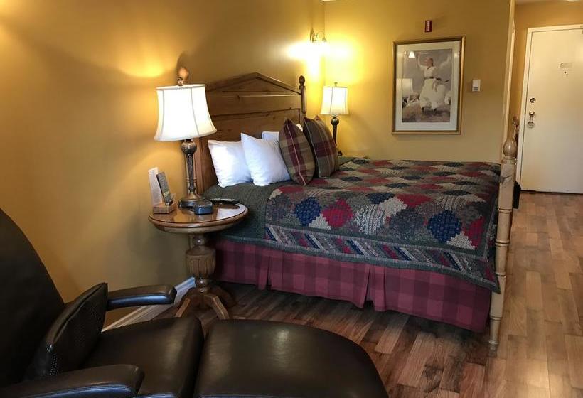 Bed and Breakfast Lady Macdonald Country Inn | Canmore | Alberta | Canada 4